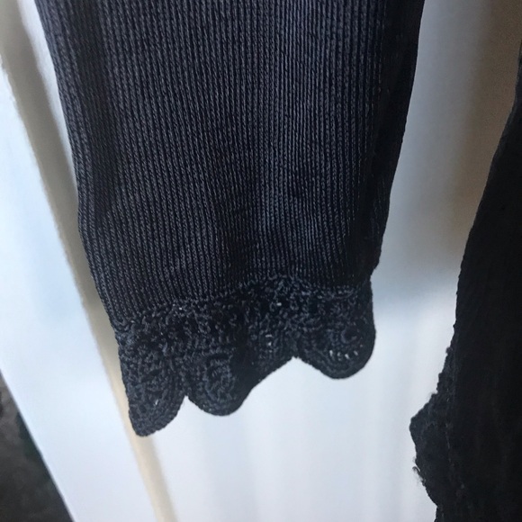 Beautiful Jones New York Sweater/Top- Size Medium - Picture 5 of 11